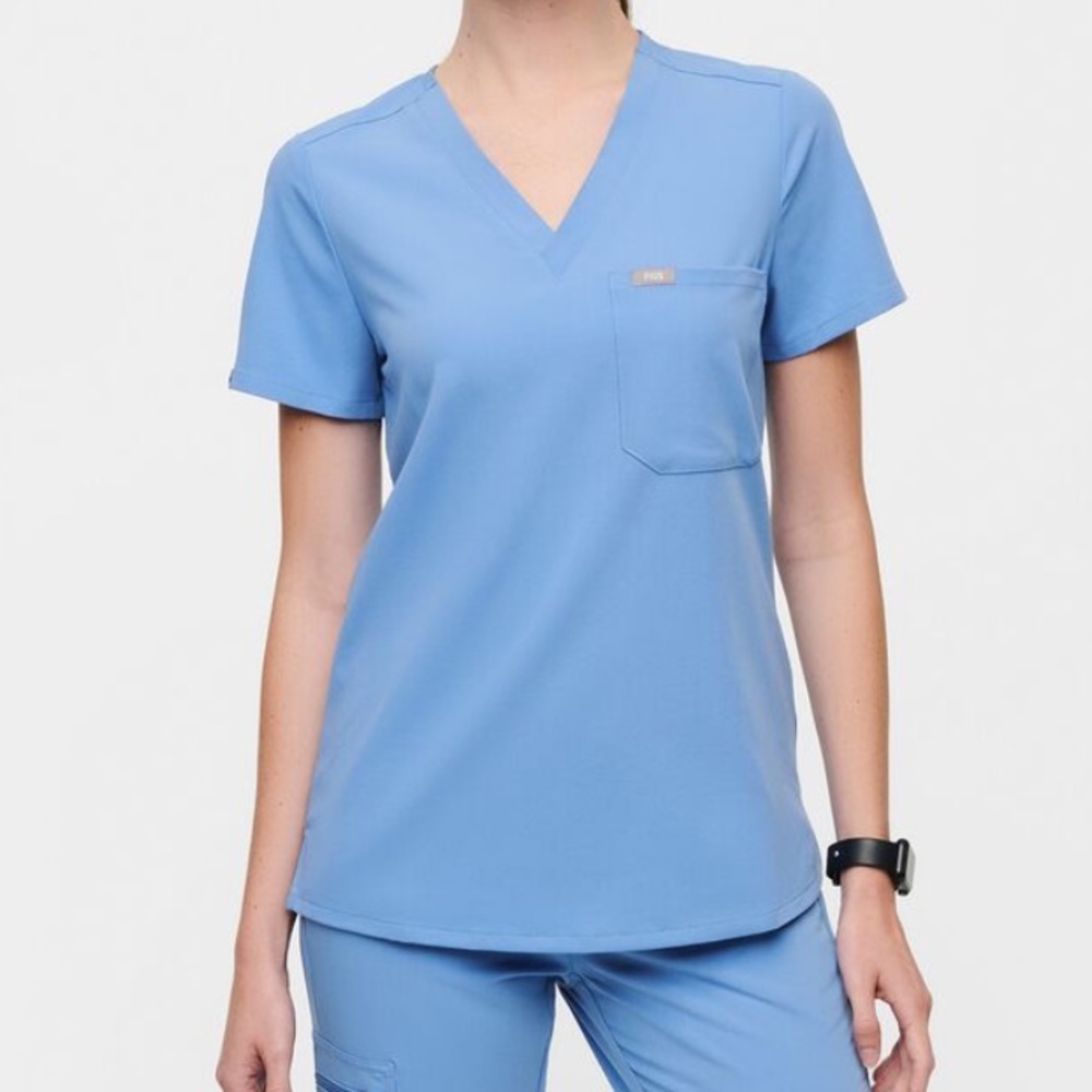 Figs catarina one-pocket scrub top